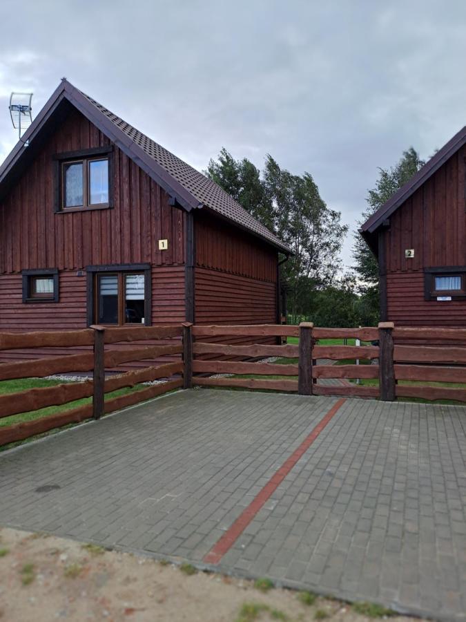 Bobrowe Zacisze - Domki Letniskowe Zarnowska Buitenkant foto